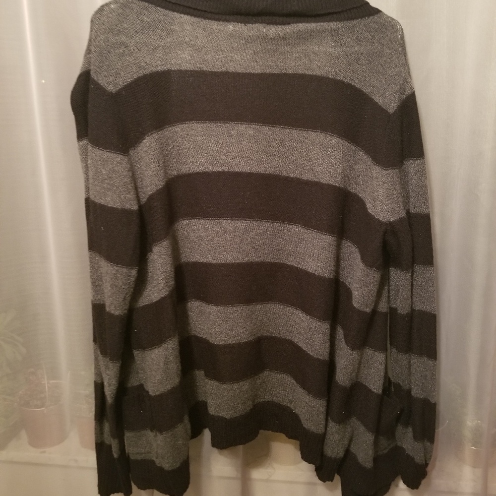 Striped Cardigan - Picture 2 of 3
